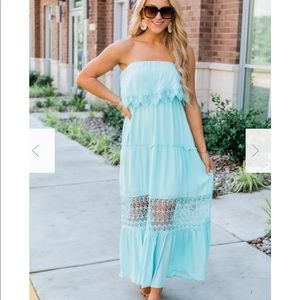 Never in a hurry, blue maxi